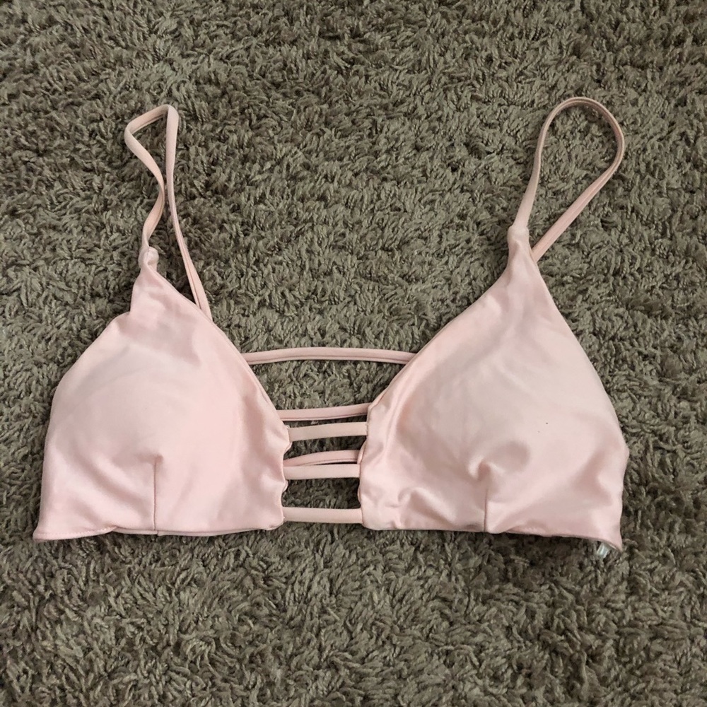 3 for 25🦋 Pink bikini top
